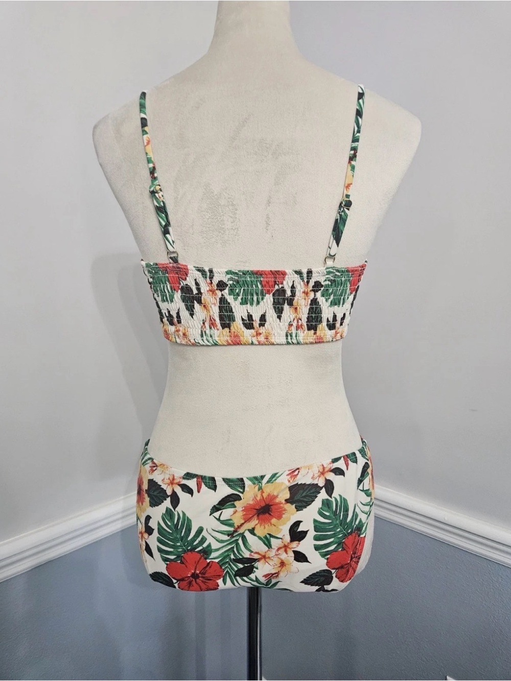 Cabana Del Sol Tropical Floral Smocked Bikini Set - Picture 3 of 7